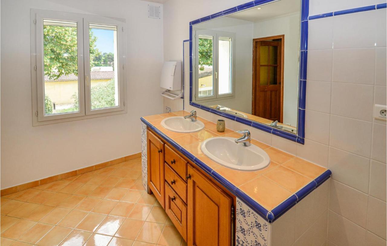 3 Bedroom Awesome Home In Chateuneuf De Gadagne Châteauneuf-de-Gadagne 외부 사진