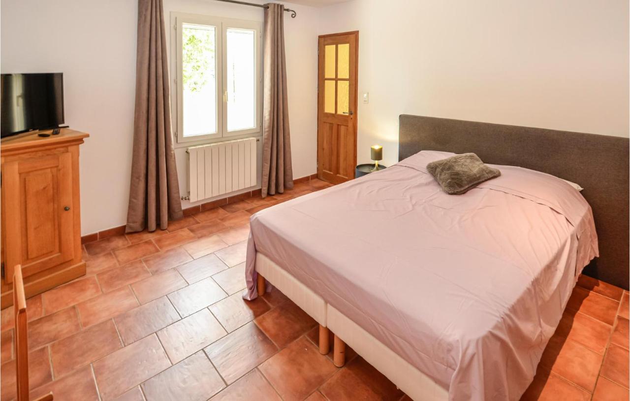 3 Bedroom Awesome Home In Chateuneuf De Gadagne Châteauneuf-de-Gadagne 외부 사진