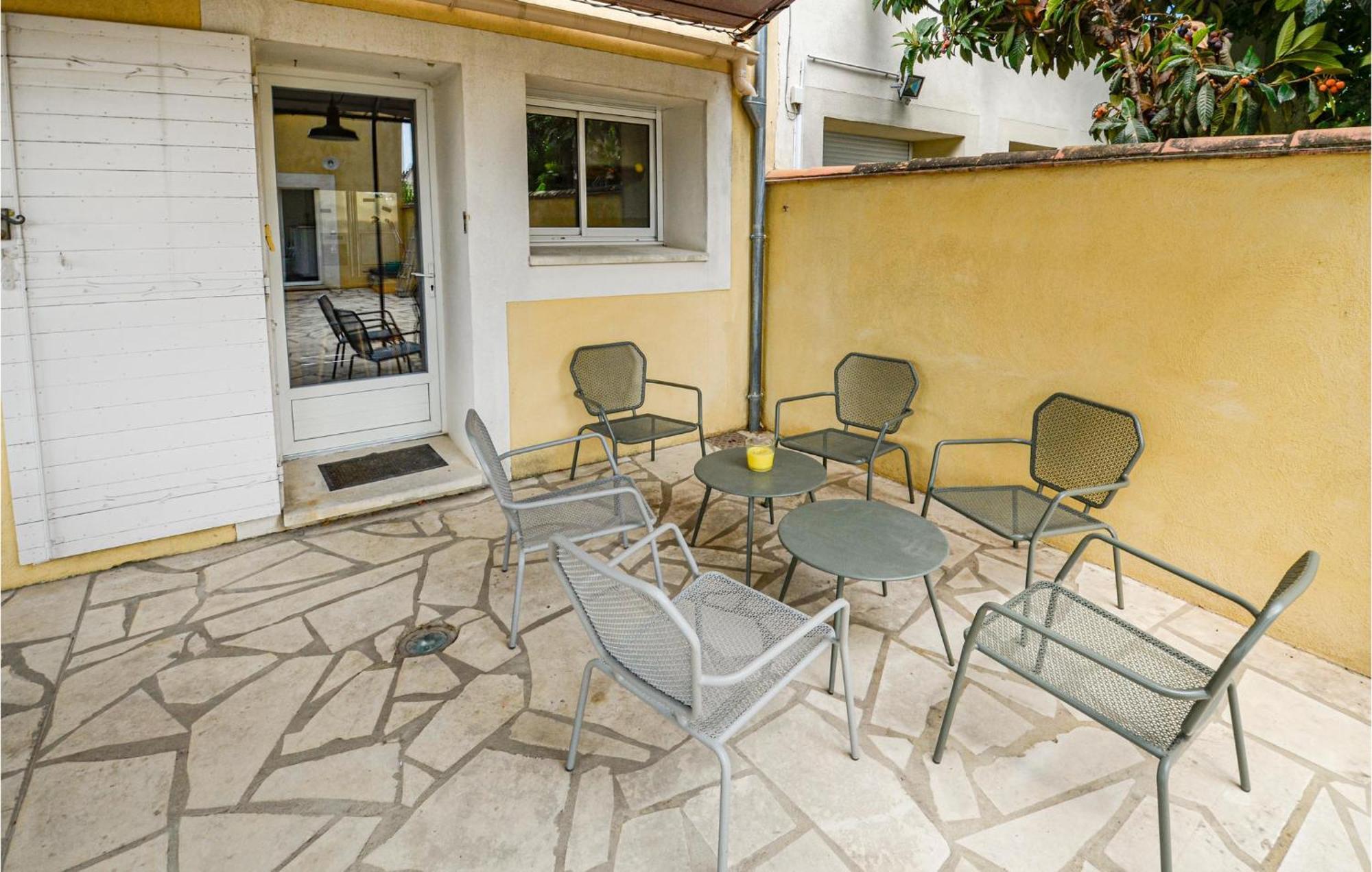 3 Bedroom Awesome Home In Chateuneuf De Gadagne Châteauneuf-de-Gadagne 외부 사진